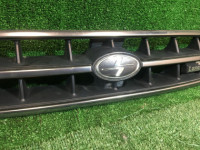 Решетка радиатора SUBARU LANCASTER OEM 91121AE190 BHE BH9 2000 silver 9G9