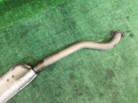 Средняя часть глушителя SUBARU LANCASTER OEM 44200AE080 BHE BEE 2000 EZ30