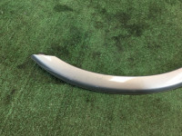 Фендер задний левый SUBARU LANCASTER OEM 91111AE030LG BHE BH9 2000 silver 9G9