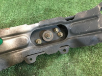 Travesaño de la caja de cambios SUBARU LEGACY OEM 41011AE000, 41022AE120 BHE BH9 BH5 BE5 BE9 BEE 2001 EJ254 AT