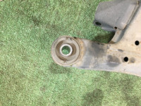 Travesaño trasero SUBARU LEGACY OEM 20152AE001 BHE BH9 BH5 BE5 BE9 BEE 2001 EJ254 AT