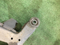 Travesaño trasero SUBARU LEGACY OEM 20152AE001 BHE BH9 BH5 BE5 BE9 BEE 2001 EJ254 AT