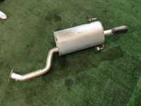 หม้อพักท้าย SUBARU LEGACY OEM 44300AE010 BH9 2001 EJ254 AT