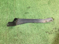 Крепление переднего бампера правое 57707AE120 SUBARU LEGACY