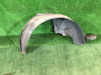 Подкрылок передний правый SUBARU LEGACY OEM 59110AE000 BHE BH9 BH5 BE5 BE9 BEE 2001 silver 01G