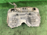 Бензобак SUBARU LEGACY OEM 42120AC020 BG5 BG9 BD5 BD9 1997 EJ25D AT