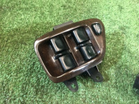 Блок управления стеклоподъемниками SUBARU LEGACY OEM 83081AC100, 83081AC110 BG5 BG9 BD5 BD9 1997 EJ25D AT