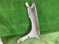 右フロントフェンダー SUBARU LEGACY OEM 57110AC100 BG5 BG9 BD5 BD9 1997 silver 406