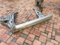 Estribo metálico izquierdo SUBARU LEGACY OEM 51415AC071 BG5 BG9 BD5 BD9 1997 silver 406