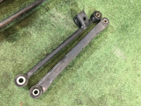 Brazos de suspensión traseros SUBARU LEGACY OEM 20250AC100, 20255AA300, 20255AA310, 20270AA001 BG5 BG9 BD5 BD9 1997 EJ25D AT