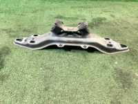 Балка акпп 41011AG010, 41022AE121 SUBARU OUTBACK