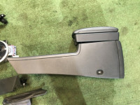 グローブボックス・アームレスト SUBARU OUTBACK OEM 92114AG120JC, 66150AG050JC, 66120AG101JC, 66075AG040JC BP5 BP9 BPE 2007 silver 39D