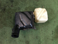 Корпус воздушного фильтра SUBARU OUTBACK OEM 46052AG040, 46052AG051 BP9 2007 EJ253 AT