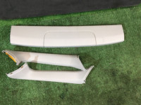 バックドアトリム SUBARU LEGACY OEM 94320AE011NS BH5 BHE BH9 2000 white 51E