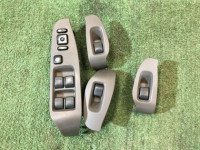パワーウィンドウ制御ユニット SUBARU LANCASTER OEM 83071AE060, 83071AE040 BHE BH9 BH5 1999 EJ254 AT