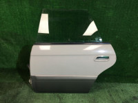 左后门 SUBARU LANCASTER OEM 60400AE270 BHE BH9 1999 beige 8L5