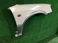 右前翼子板 SUBARU LANCASTER OEM 57120AE020 BHE BH9 1999 beige 8L5