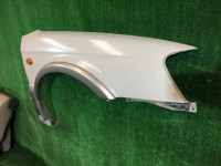 右前翼子板 SUBARU LANCASTER OEM 57120AE020 BHE BH9 1999 beige 8L5