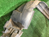 Подкрылок передний левый SUBARU LANCASTER OEM 59110AE030 BHE BH9 1999 beige 8L5