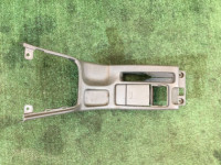Подстаканник 66150AE020DG, 92132AE000DG SUBARU LANCASTER
