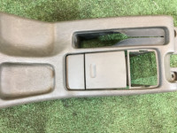 Portavasos SUBARU LANCASTER OEM 66150AE020DG, 92132AE000DG BHE BH9 BH5 1999 beige 8L5
