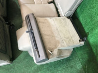 Juego de asientos Кожа SUBARU LANCASTER OEM 64010AE470GE, 64010AE460GE, 64221AE050GE, 64231AE051GE BHE BH9 BH5 1999 beige 8L5