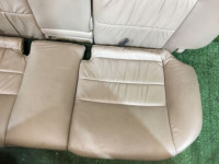 Juego de asientos Кожа SUBARU LANCASTER OEM 64010AE470GE, 64010AE460GE, 64221AE050GE, 64231AE051GE BHE BH9 BH5 1999 beige 8L5