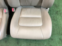 Juego de asientos Кожа SUBARU LANCASTER OEM 64010AE470GE, 64010AE460GE, 64221AE050GE, 64231AE051GE BHE BH9 BH5 1999 beige 8L5
