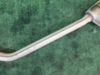 Средняя часть глушителя SUBARU LANCASTER OEM 44200AE050 BH9 BE9 1999 EJ254 AT