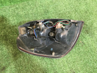 右尾灯 SUBARU LANCASTER OEM 84201AE220 BHE BH9 1999