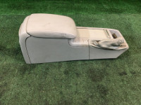 Бардачок подлокотник КОЖА 92111AG240WA SUBARU OUTBACK