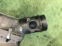 Корпус воздушного фильтра SUBARU OUTBACK OEM 46052AG000, 46052AG050 BP5 BP9 BPE 2005 EZ30 AT