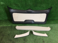 Обшивка пятой двери 94320AG000WA SUBARU OUTBACK