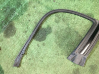 Left door seal SUBARU OUTBACK OEM 63521AG010 BP5 BP9 BPE 2005 gold 3M4