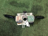 コンビネーションスイッチ SUBARU LEGACY OEM 83111AE510 BEE BHE BE5 BE9 BH5 BH9 2002 EZ30 AT