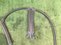 Right door seal SUBARU LEGACY OEM 63521AE000 BEE BE9 BE5 2002 BLUE 14L