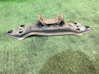 Балка акпп 41011AE010, 41022AC150 SUBARU LANCASTER