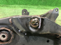 Travesaño trasero SUBARU LANCASTER OEM 20152AE000 BHE BH9 BH5 BE5 BE9 BEE 1998 EJ254 AT