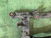 Travesaño trasero SUBARU LANCASTER OEM 20152AE000 BHE BH9 BH5 BE5 BE9 BEE 1998 EJ254 AT