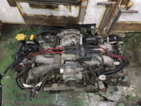 エンジン EJ254DXAKE SUBARU LANCASTER OEM 10100BA530 BH9 BE9 1998 EJ254 AT