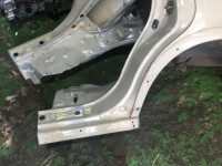 Крыло заднее левое SUBARU LANCASTER OEM 51410AE170 BHE BH9 1998 beige 8L5