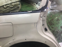 บังโคลนหลังขวา SUBARU LANCASTER OEM 51410AE160 BHE BH9 1998 beige 8L5