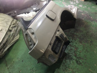 บังโคลนหลังขวา SUBARU LANCASTER OEM 51410AE160 BHE BH9 1998 beige 8L5