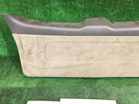 แผงบุประตูท้าย SUBARU LANCASTER OEM 94320AE010AD BHE BH9 1998 beige 8L5
