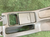 杯架 SUBARU LANCASTER OEM 66150AE020DG, 92132AE000DG BHE BH9 1998 beige 8L5