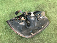 Piloto trasero izquierdo SUBARU LANCASTER OEM 84201AE090 BHE BH9 1998