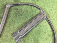 Right door seal SUBARU LANCASTER OEM 63521AE020 BHE BH9 BH5 1998 beige 8L5