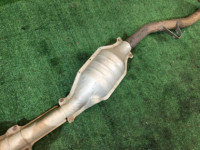 Выпускной коллектор Штаны глушителя SUBARU IMPREZA OEM 44620AB450 44105AG040 GE7 2008 EJ203