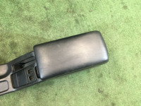 Бардачок подлокотник высокий SUBARU LEGACY OEM 92111AE010ML, 92132AE000ML BHE BH9 BH5 BE5 BE9 BEE 2001 blue 14L