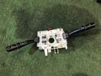 สวิตช์ก้านคอพวงมาลัย SUBARU LEGACY OEM 83111AE040 BHE BH9 BH5 BE5 BE9 BEE 2001 EJ206 AT